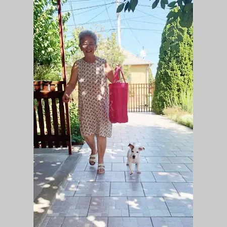 아파트 Balla Mama, *